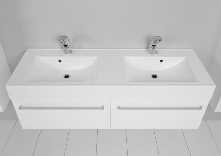 cd75fb7b14d3e29bbd8e04d3daa7a452