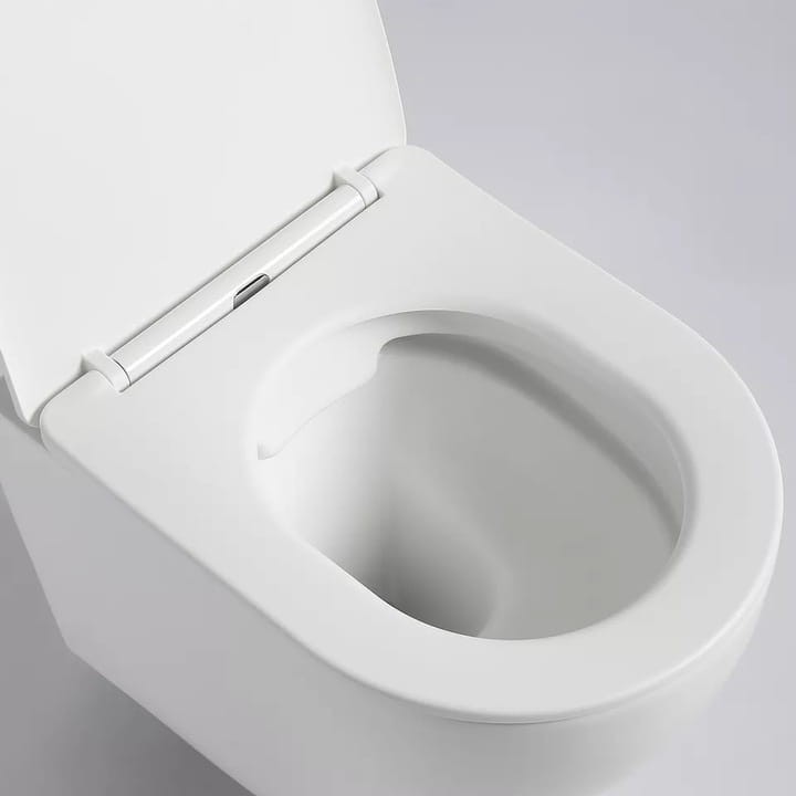 13820