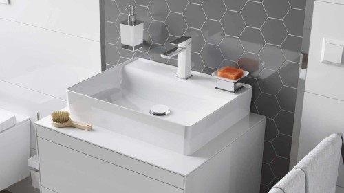 8b1bec35ff5b7f61163e5572529f2050