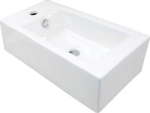 5d17a08b1a85bb4f6e3cbd773eade666